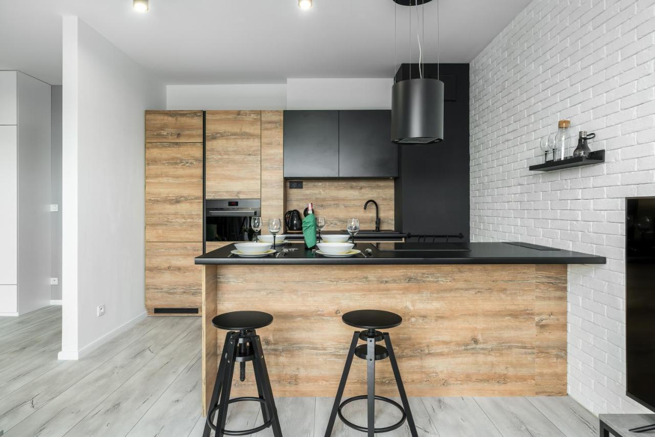 Exclusive Apartment With Terrace By Renters Poznaň Exteriér fotografie