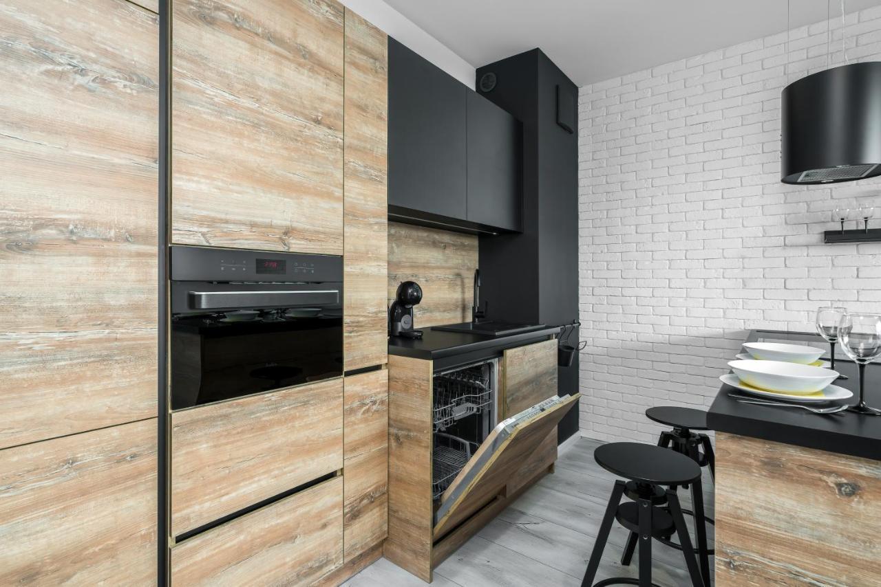 Exclusive Apartment With Terrace By Renters Poznaň Exteriér fotografie